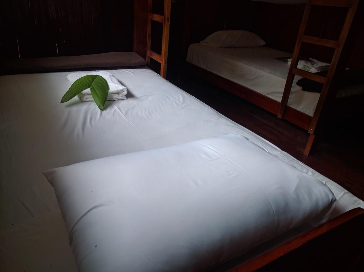 Green Forest Ecolodge Puerto Montufar Dış mekan fotoğraf