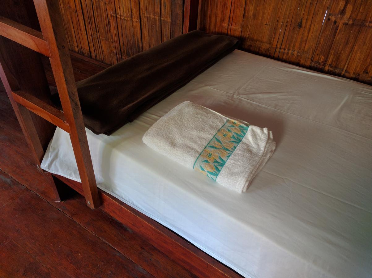 Green Forest Ecolodge Puerto Montufar Dış mekan fotoğraf